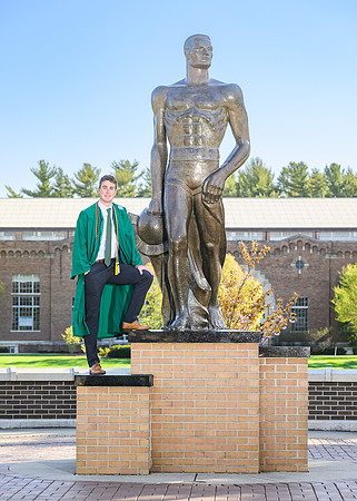 24MSUSpring-0425-MitchDuncan-011-5x7