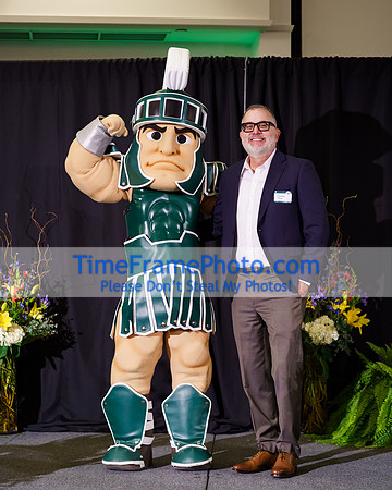 25MSU-ServiceAwards-Sparty-080