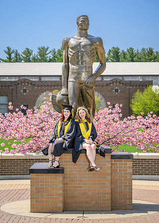 23MSUSpring-0505-Alumni-029-5x7