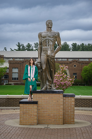 25MSUSpring-0502-Alumni-125