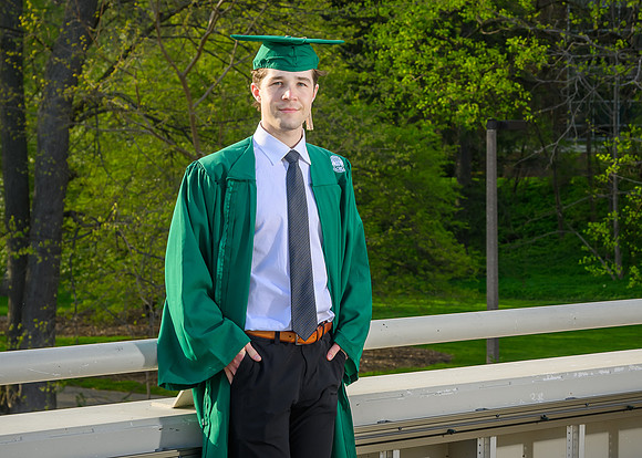 25MSUSpring-0505-Liam-026-5x7