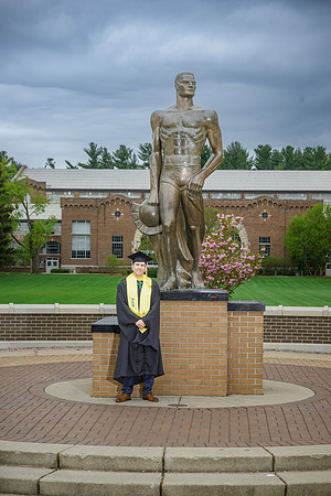 25MSUSpring-0502-Alumni-019