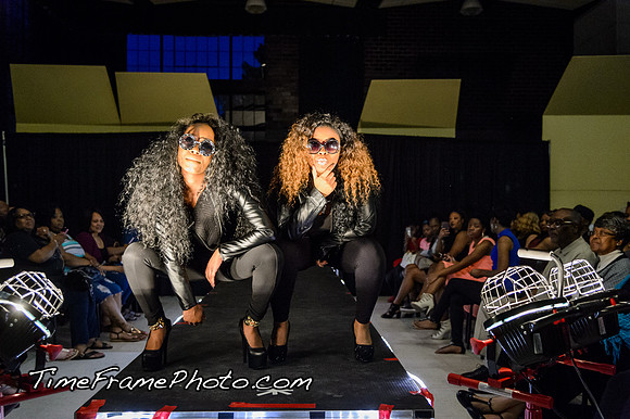 16Alpha-Show-227