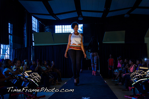 16Alpha-Show-090