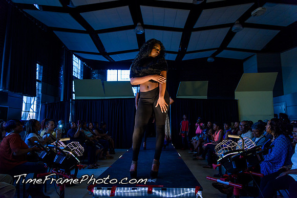 16Alpha-Show-081