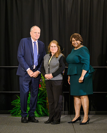 24MSU-ServiceAwards-Awards-026-edit-8x10