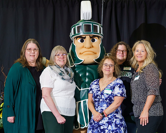 25MSU-ServiceAwards-Sparty-035-8x10