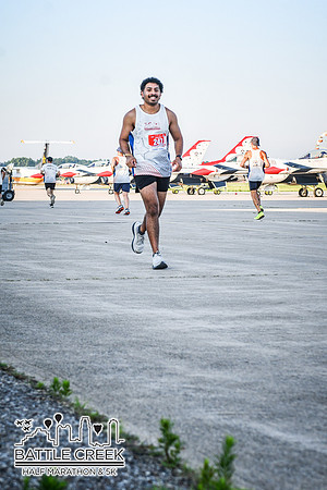 25BCH-Airfield-0472