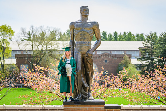 20MSU-Spring-Sun-200