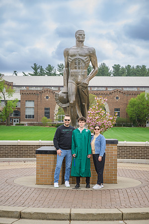 25MSUSpring-0502-Alumni-413