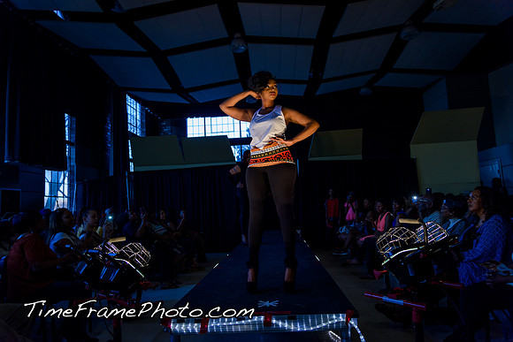 16Alpha-Show-091