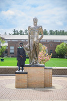 25MSUSpring-0502-Alumni-242