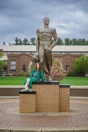 25MSUSpring-0502-Alumni-185