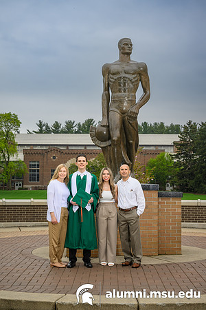 24MSUSpring-0428-Alumni-009