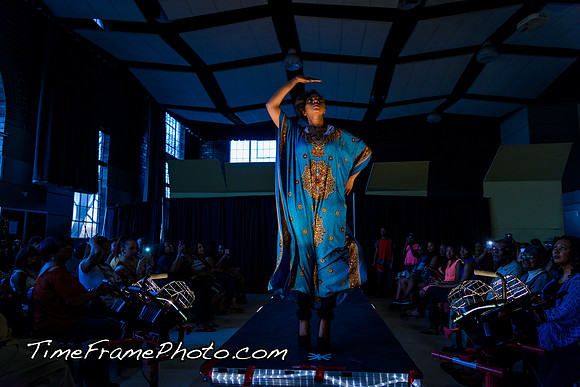 16Alpha-Show-067