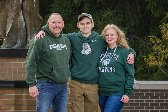 23MSU-FamilyWeekend-028