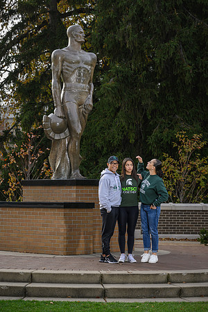 23MSU-FamilyWeekend-056