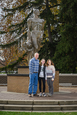 23MSU-FamilyWeekend-036