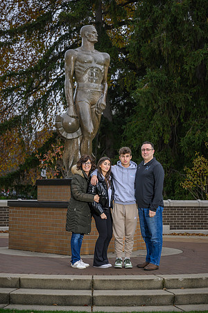 23MSU-FamilyWeekend-094