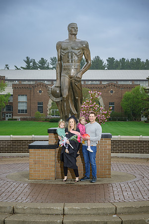 25MSUSpring-0502-Alumni-047
