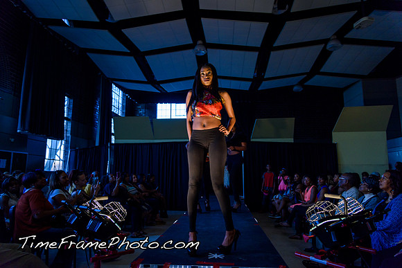 16Alpha-Show-083