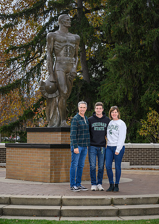 23MSU-FamilyWeekend-083-5x7