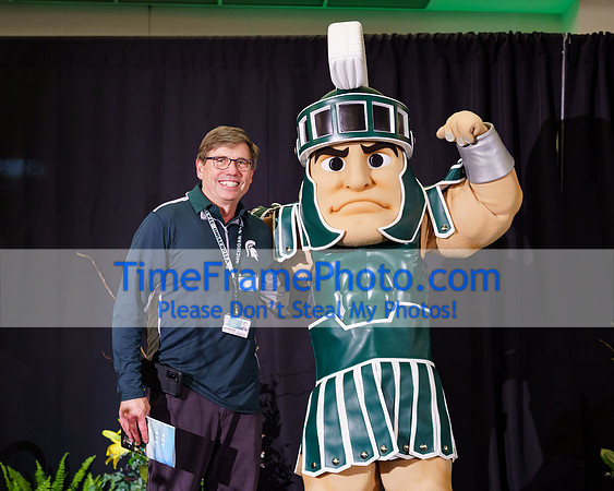 25MSU-ServiceAwards-Sparty-146