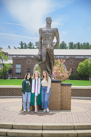 25MSUSpring-0502-Alumni-317