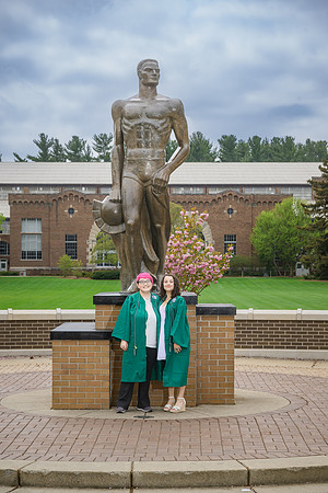 25MSUSpring-0502-Alumni-204