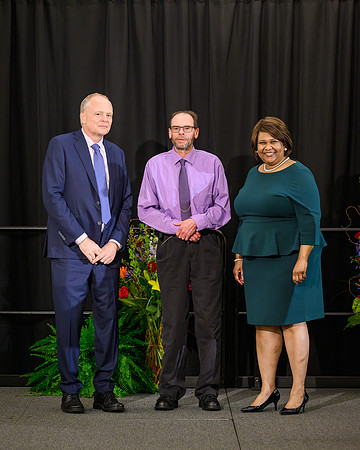 24MSU-ServiceAwards-Awards-043-8x10