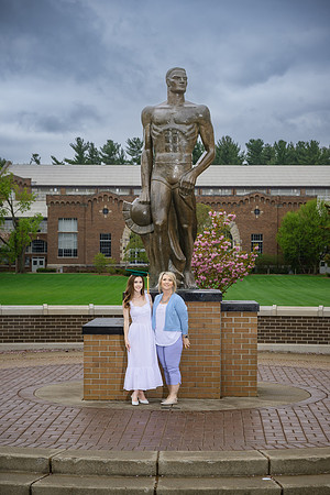 25MSUSpring-0502-Alumni-092