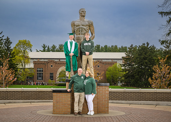 24MSUSpring-0426-Ben-025-5x7