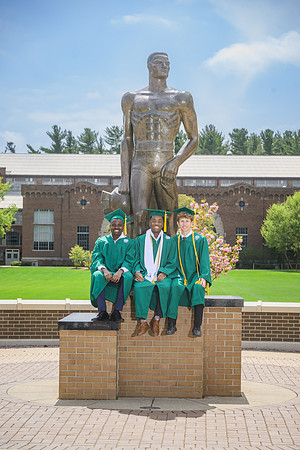 25MSUSpring-0502-Alumni-279