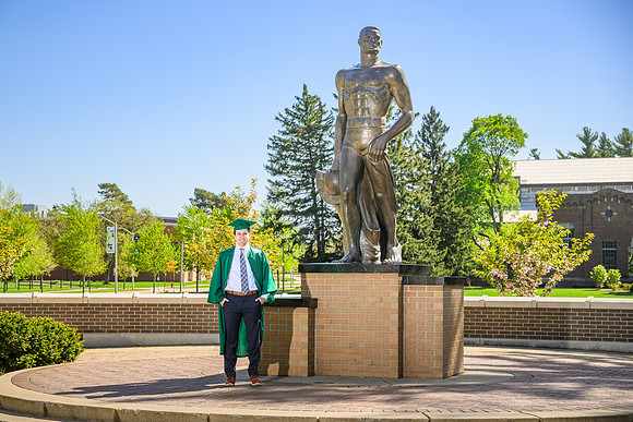 24MSUSpring-0501-JoshMya-016