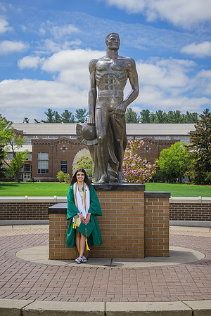 25MSUSpring-0503-Alumni-099