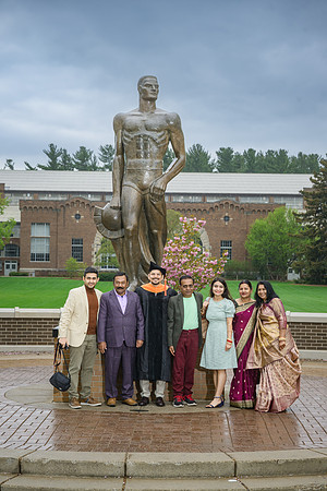 25MSUSpring-0502-Alumni-052