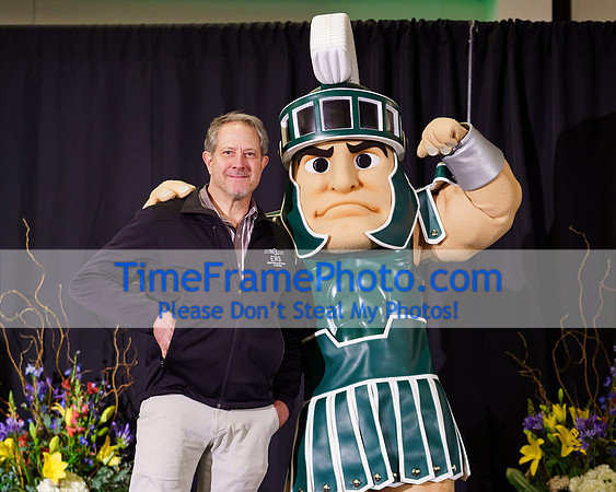 25MSU-ServiceAwards-Sparty-055