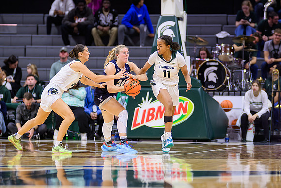 24MSUWBB-Yale-098