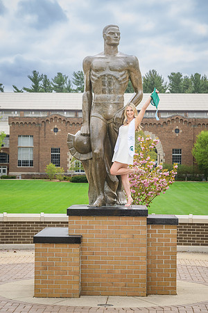 25MSUSpring-0502-Alumni-402