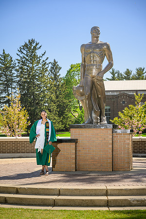24MSUSpring-0501-JoshMya-013