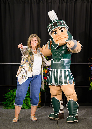 24MSU-ServiceAwards-Sparty-050-edit-5x7