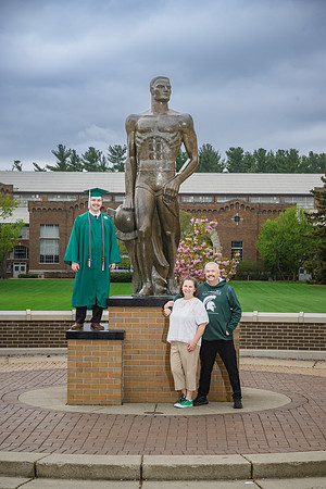 25MSUSpring-0502-Alumni-141