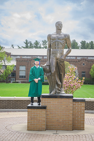25MSUSpring-0502-Alumni-384
