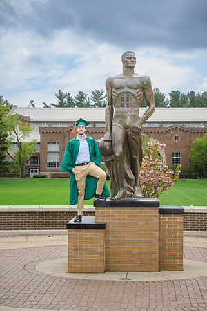 25MSUSpring-0502-Alumni-424
