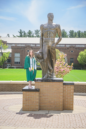 25MSUSpring-0502-Alumni-329