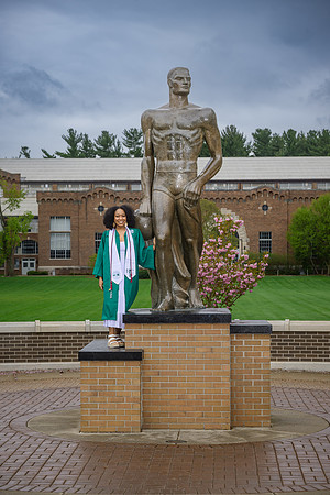25MSUSpring-0502-Alumni-087