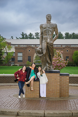 25MSUSpring-0502-Alumni-167