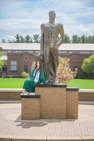 25MSUSpring-0502-Alumni-357