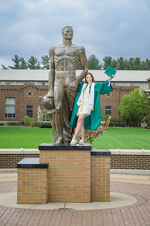 25MSUSpring-0502-Alumni-002