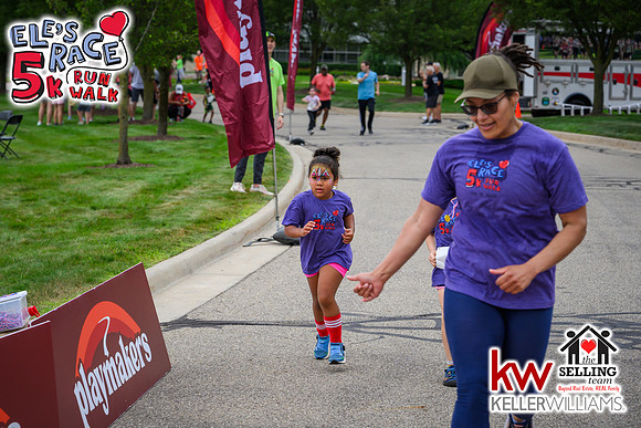 25ER-KidMile-093